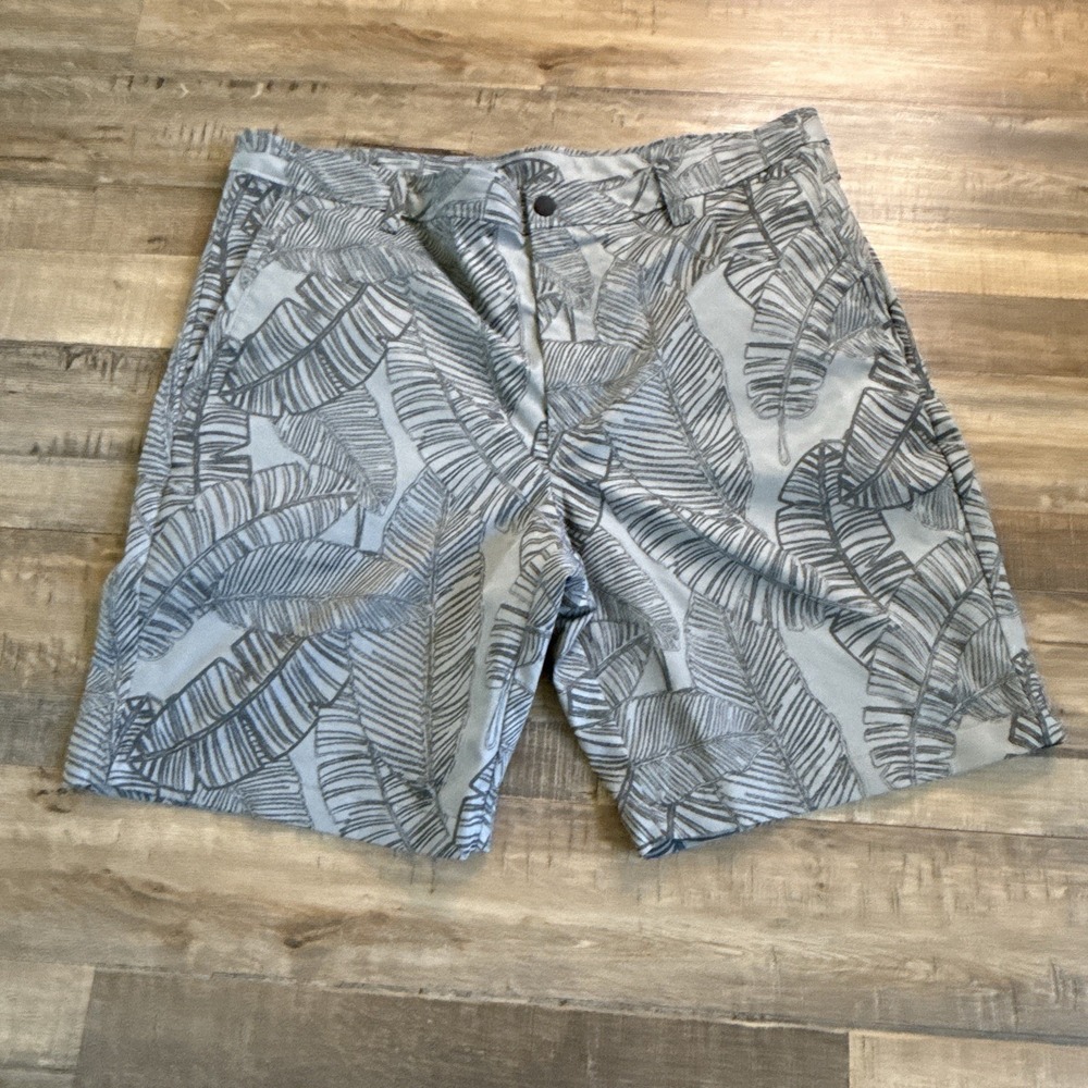 MENS Van HEUSEN Grey Tropical Shorts Size 40 Waist Straight Fit